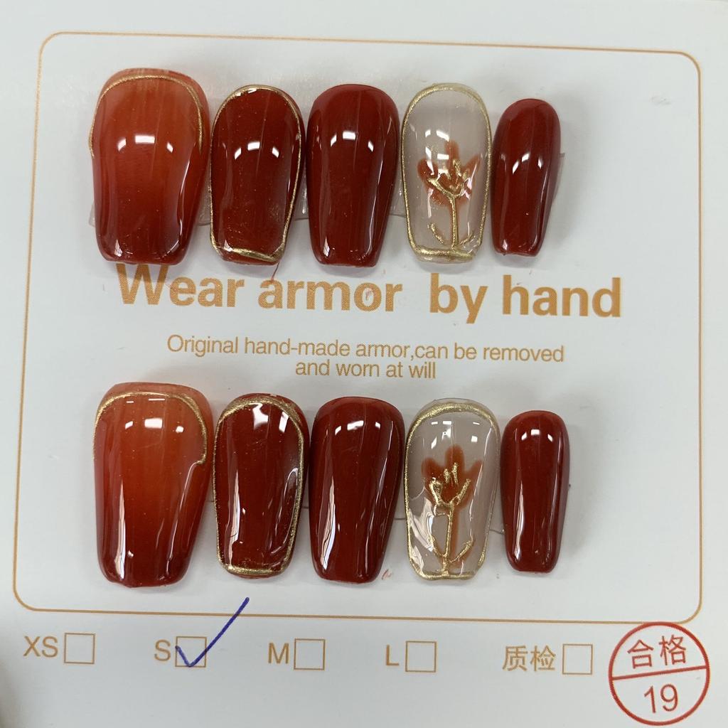 Нажмите на кончики ногтей Гель Полное покрытие 100 дизайнов Накладные ногти ручной работы Высококачественные носимые искусственные ногти Многоразовые размеры от XS до L бесплатно 5 шт. инструментов