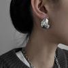 Серьги-гвоздики с бриллиантами из метеорита, Элегантные и утонченные серьги