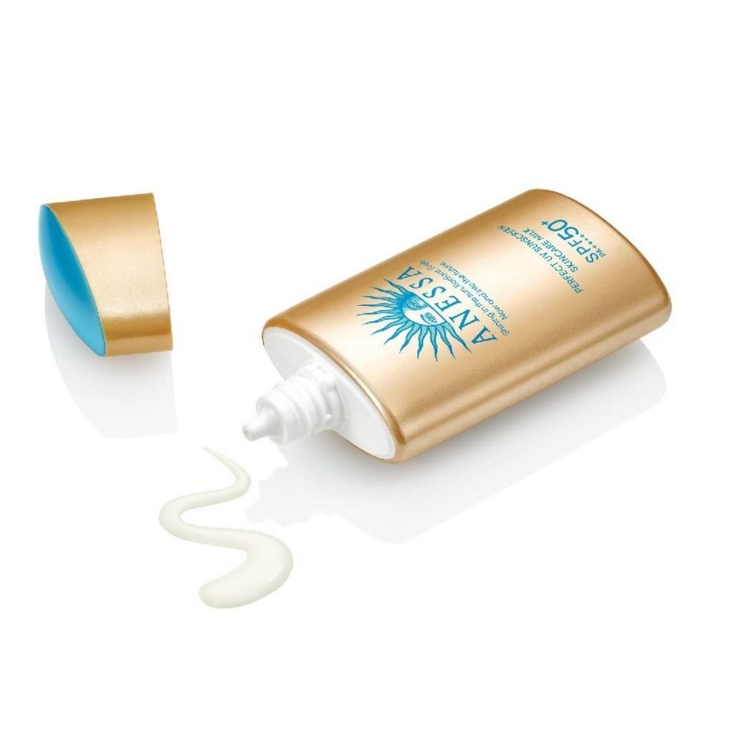 ANESSA Идеальное солнцезащитное молочко для ухода за кожей SPF50+/PA++++ 60 мл