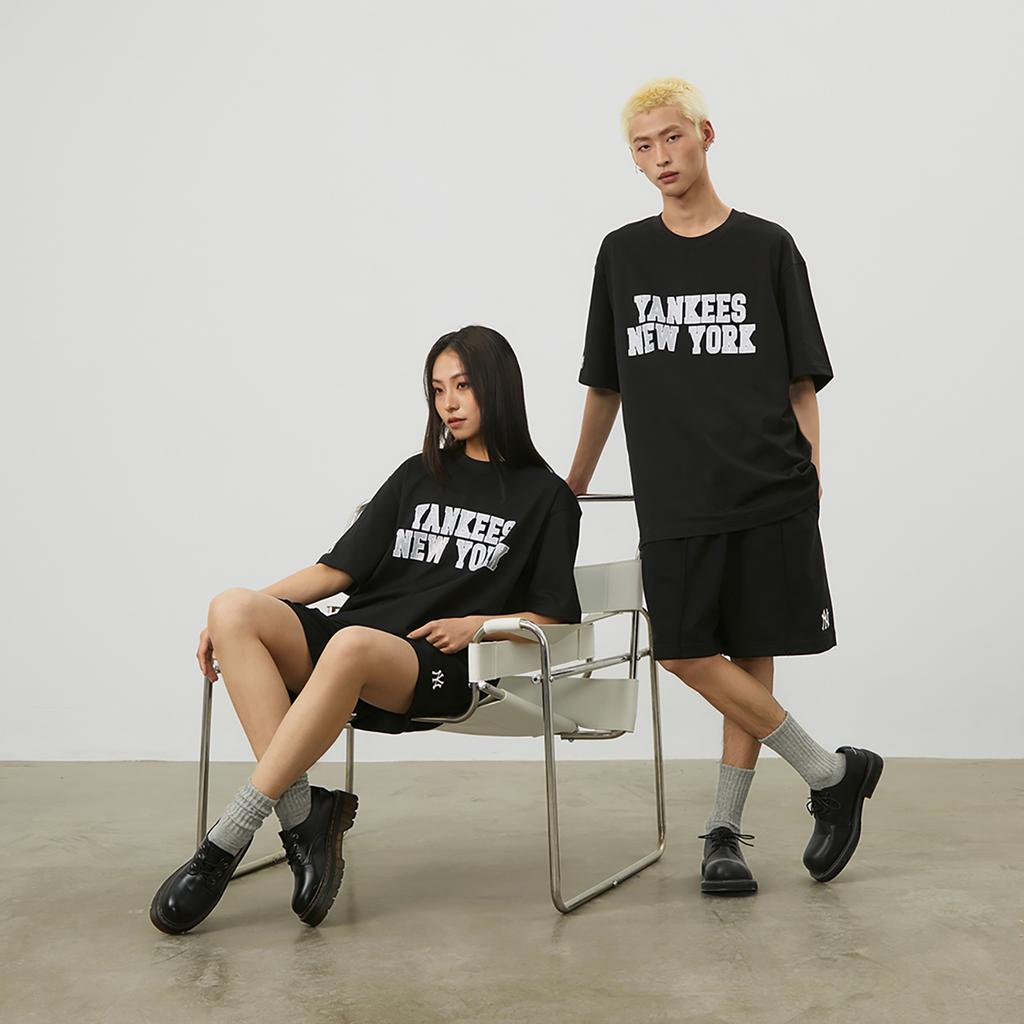New MLB New York Yankees Drop Shoulder Sleeve T-Shirt Unisex Black 3ATSV0643-50BKS