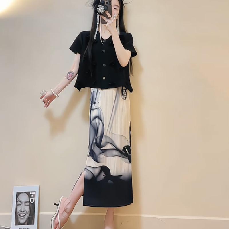 Новый летний модный комплект, женский плиссированный топ с круглым вырезом и короткими рукавами, высококачественная и красивая юбка с росписью тушью