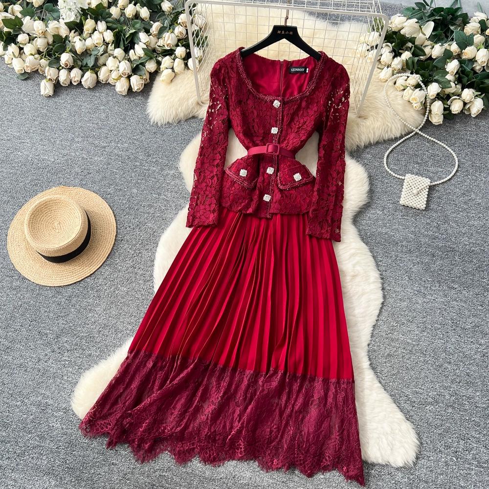 Платье высокого класса для женщин на осень, французская мода, кружевное, с длинными рукавами, пэчворк, с акцентом на талии, плиссированное длинное платье