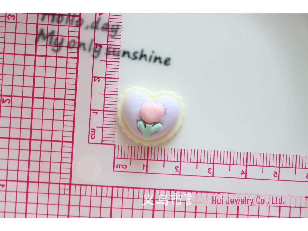 Adorable Animal Bear Cartoon Resin Accessories: DIY Mobile Phone Case, Hairpin, Headdress, Magnet, Cream Glue.