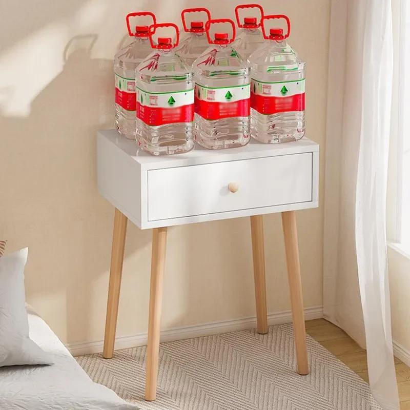 Современная тумбочка с ящиком, прикроватный столик с ножками из массива дерева, очаровательный практичный прикроватный столик с открытой полкой для хранения вещей