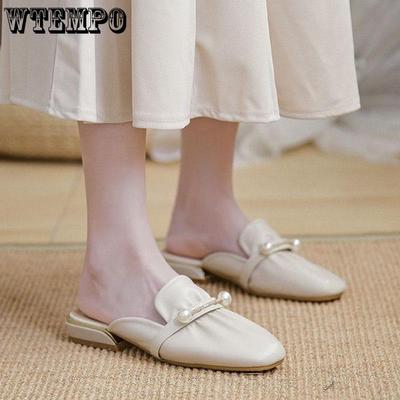 Женские весенние и летние тапочки с квадратным носком. Толстый низкий каблук с завернутым носком. Жемчужно-бежевые стразы. Плиссированные сандалии на мягкой подошве. Мягкие кожаные сандалии без шнуровки.