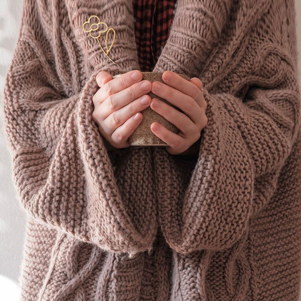 Lapel Simple Pin Scarf Buckle Fashion Flower Brooch Alloy Hollow