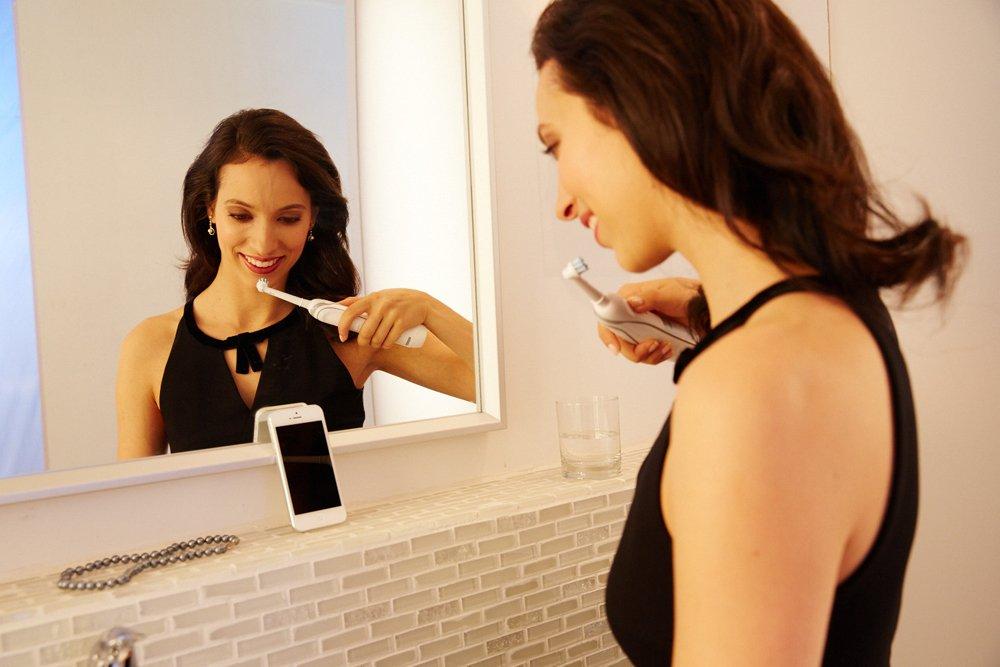 Braun Oral-B Platinum White Electric Toothbrush with Smartphone App, White, D365356WH