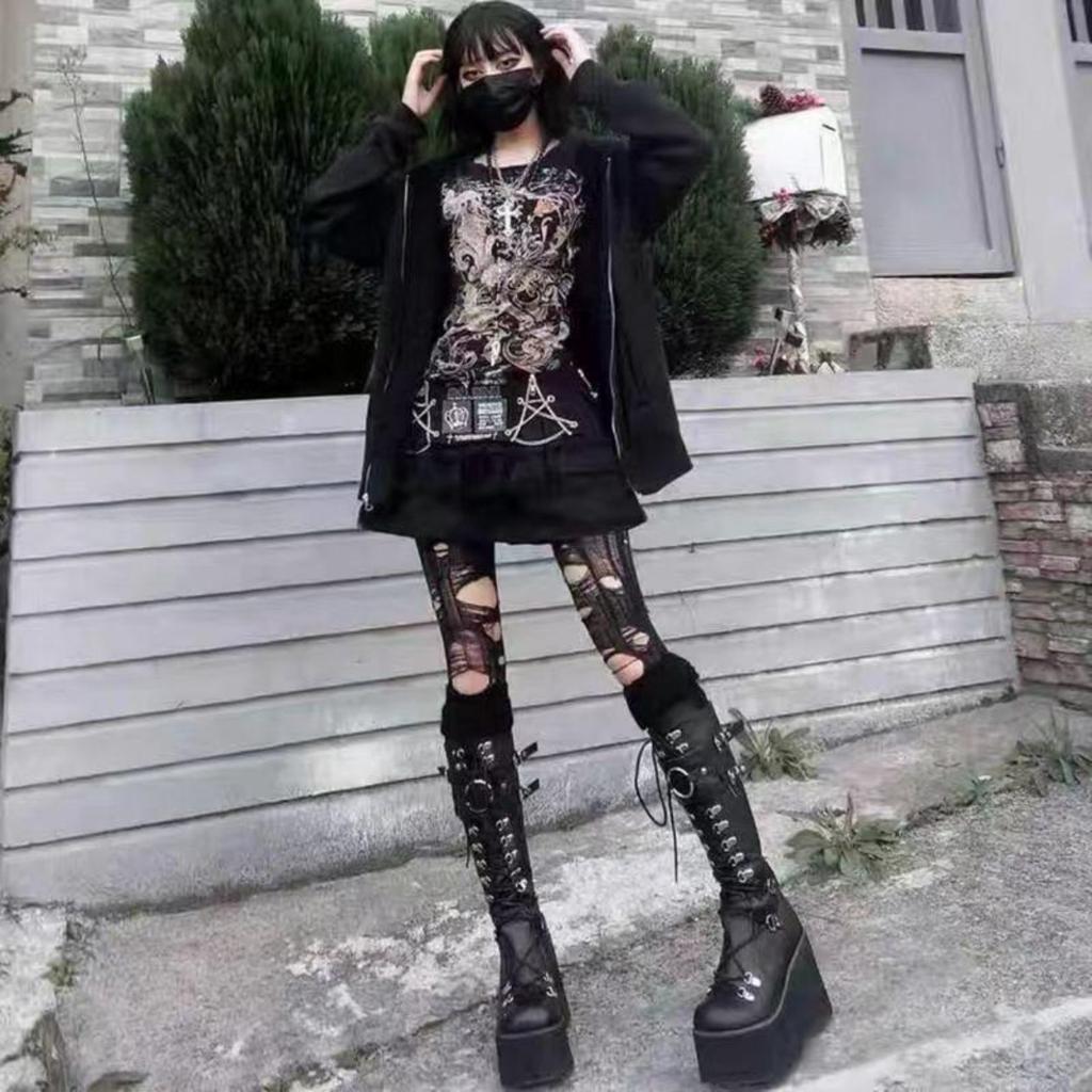 Super Thick-soled Knight Boots Women's Dark Wind Punk High Boots Round Head Lace-up Locomotive Long Tube Tide Boots