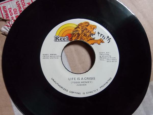 7-дюймовая пластинка JUDAH Life Is A Crisis Crisis NONE Reel Truth 1981 Ямайка Регги Ска Дуб Б/у