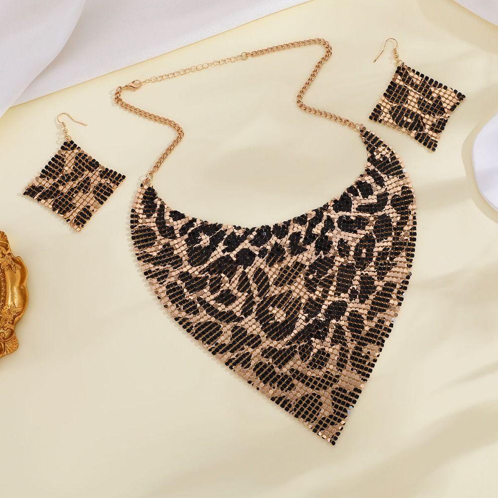 Преувеличенные треугольные шарфы, ожерелья, серьги, шарф с пайетками, металлические пластины, ожерелье-чокер типа «биб», ювелирные изделия в подарок