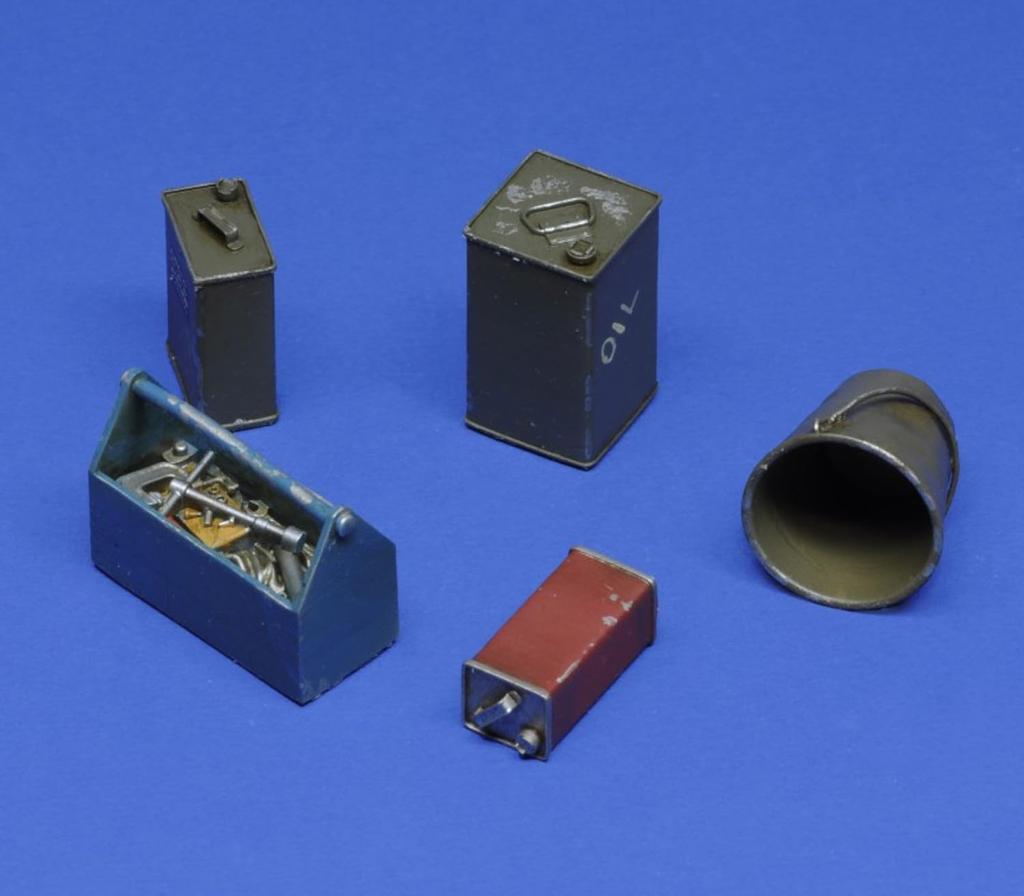 Набор инструментов для диорамы Royal Model, неокрашенный набор из смолы RM1043 1/16, коробка/масленка/ведро