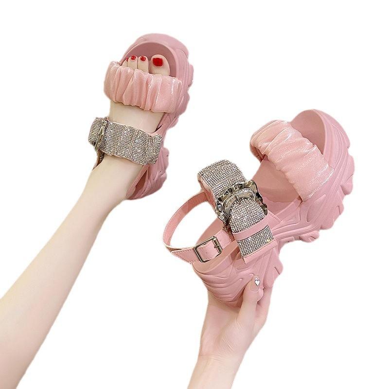 Маленькие спортивные сандалии со стразами, увеличивающие рост, женские летние новые туфли на платформе Muffin, универсальные повседневные женские туфли