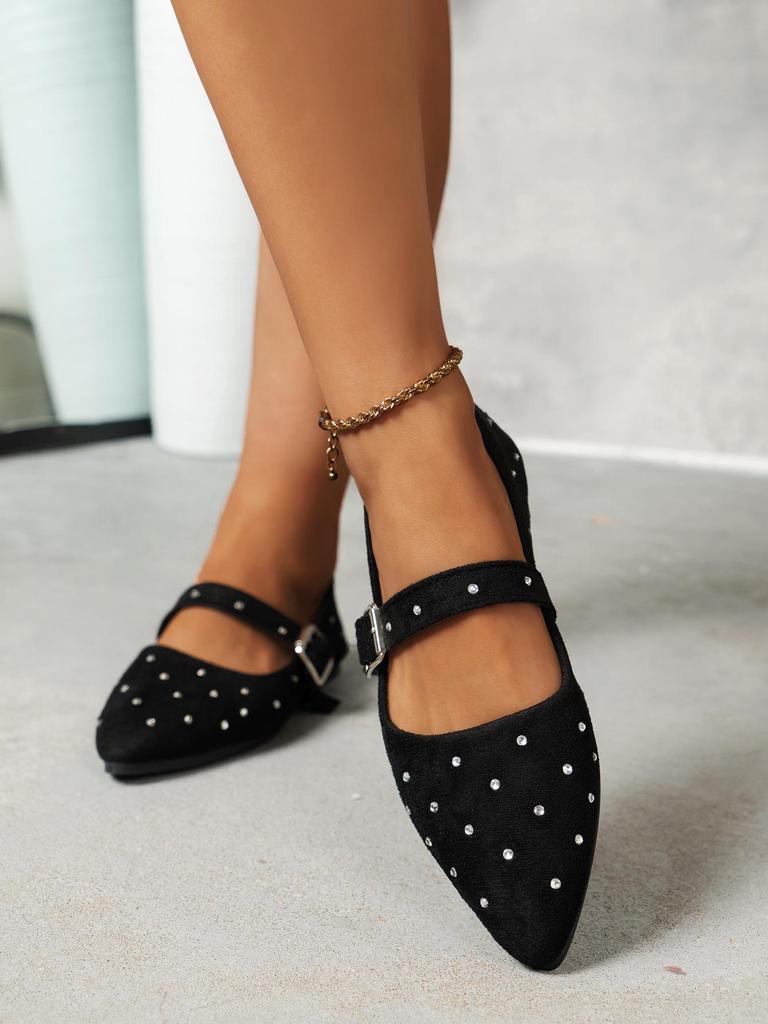 Туфли Мэри Джейн с одним ремешком и заостренным носком из металла и заклепками, весна/лето 2024 г.