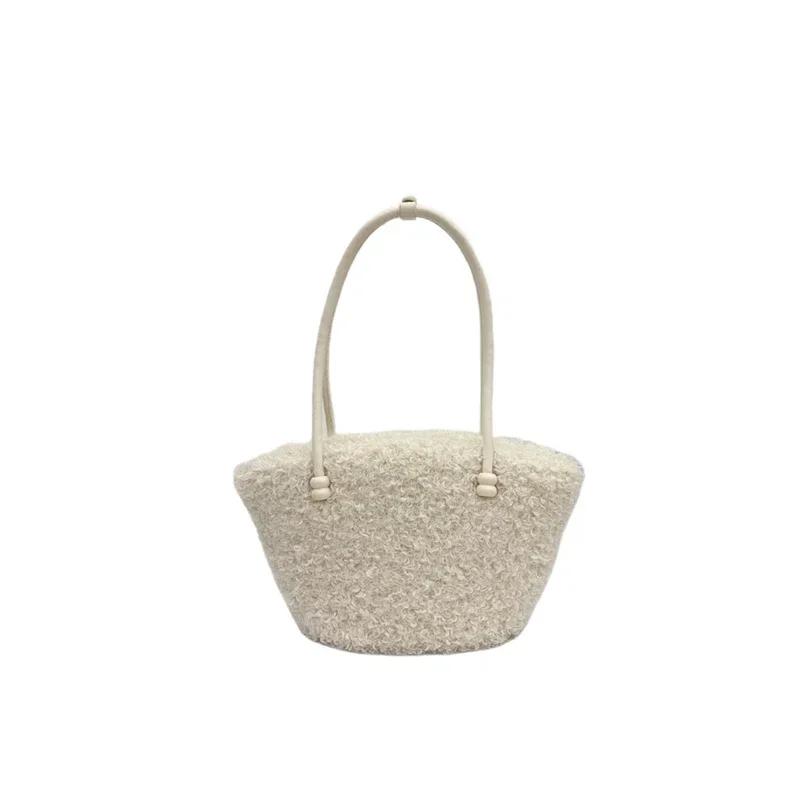 Luxury Faux Lamb Wool Tote Bag Winter Plush Handbag for Women Trendy Large Capacity Soft Fleece Shoulder Bag
