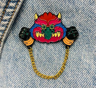 Новая эмалированная булавка-монстр с цепочкой наручников, металлический разъем, подарок на день рождения, 1 шт.