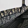 [Pre-Owned] Book Tote Hand-Embroidered Monogram Large Capacity Canvas Tote Bag - Excellent #LAKQIK