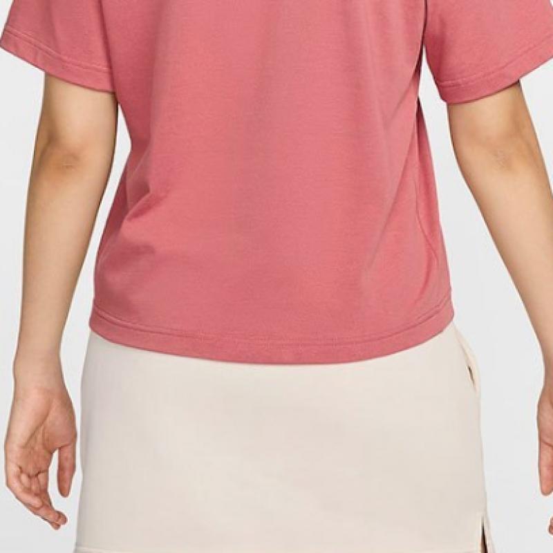 Nike ShorT Sleeve Tee Women S eSSenTial Boxy T ShirT Dd1238 634 S2408