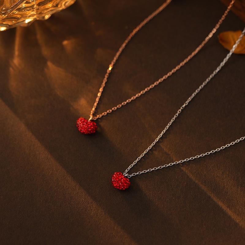 Banyan Tree S925 Silver Red Heart Pendant Valentine's Clavicle Necklace for Women