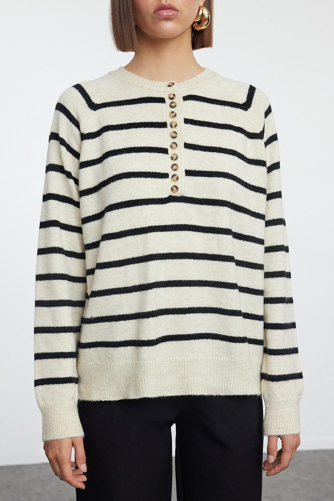 Women's Fashionable Stylish Sweater Stone Soft Textured Basic Striped Knitwear Sweater