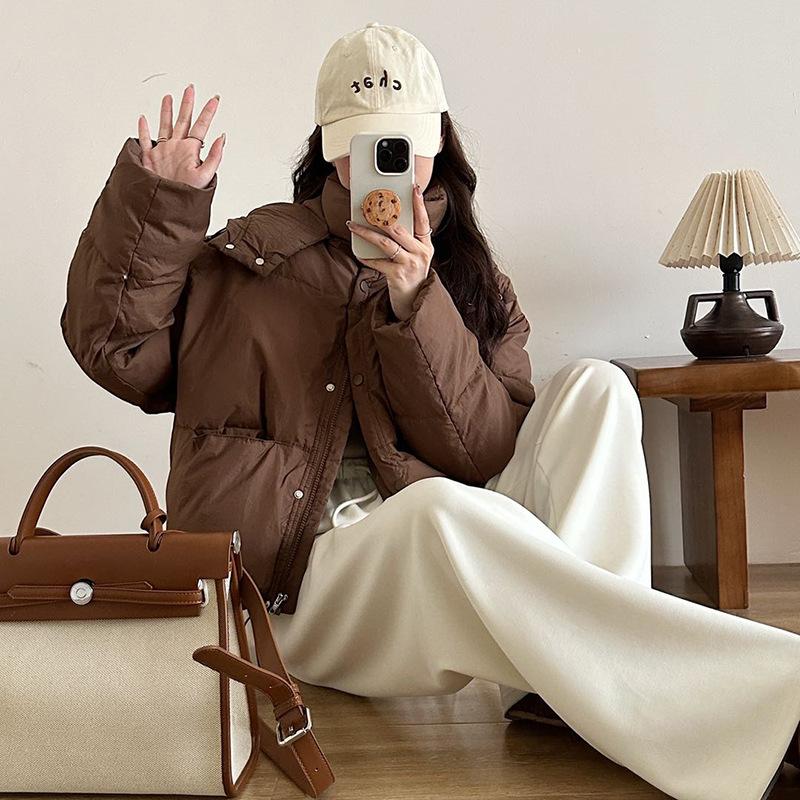 Женская куртка-пуховик с капюшоном цвета конфет, зимняя мода 2024 года, с маленьким карманом, белая утиная пуховая утепленная куртка