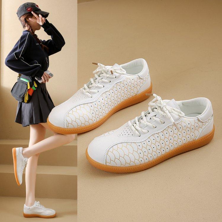 Fashion Large Size Flat Shoes Four Seasons Round Head Front Lacing Soft Sole Anti-slip Wear-resistant Low-top Shoes 35-43