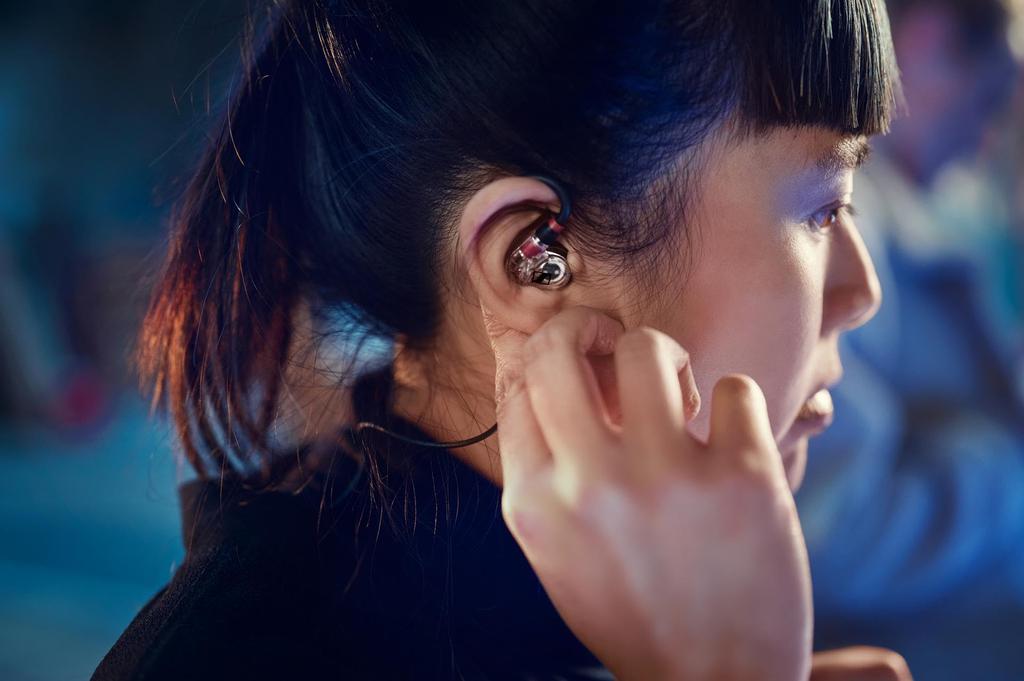 Sennheiser IE 100 PRO Wireless Earphones Clear