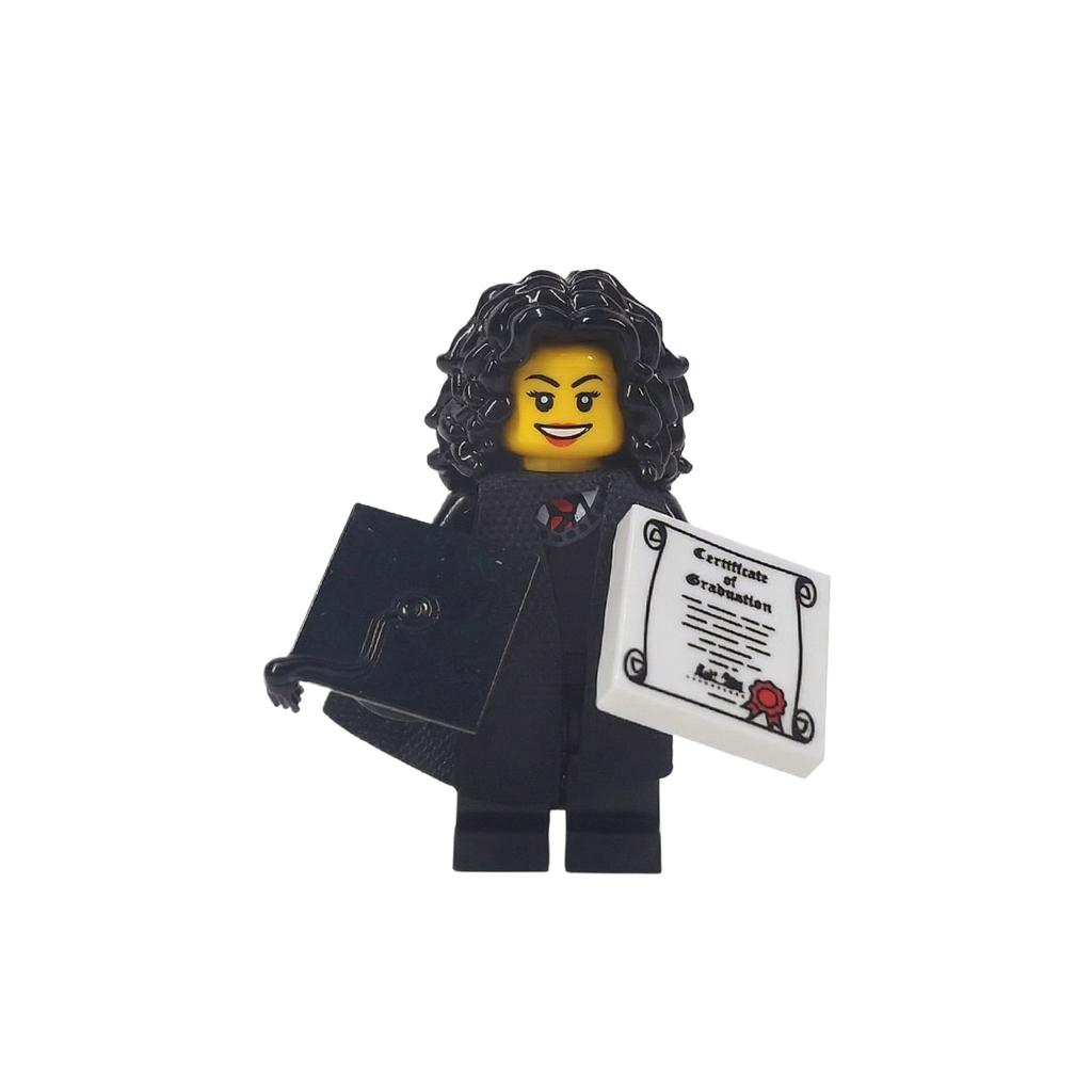 Miniature Building Block Accessories, Graduation Gowns, Doctoral Caps, Cloaks, Decorative Toys