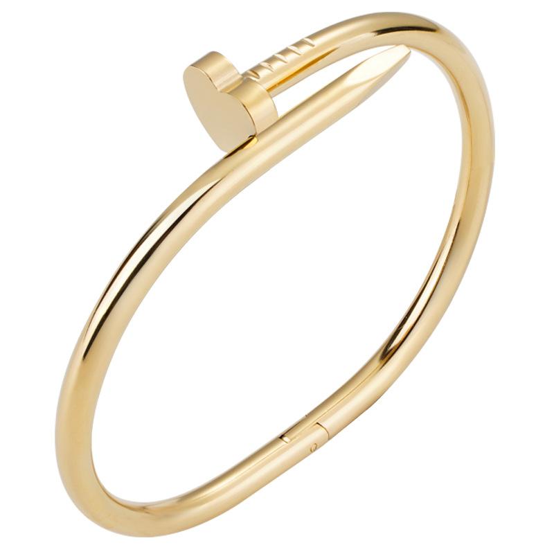 Light Luxury V Titanium Steel High-end Love Women's Trendy Fashion Bracelet