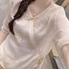 Рубашка с V-образным вырезом и вышивкой для женских летних и летних моделей 2025 года, тонкий и универсальный топ с коротким рукавом