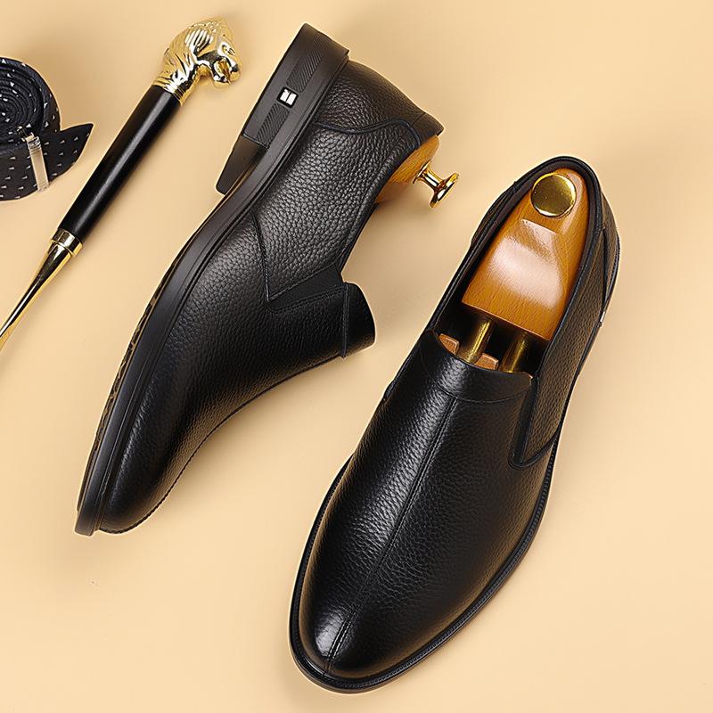 Business Leather Shoes Men's 2025 New First-layer Cowhide Casual Shoes Soft-soled Genuine Leather Fashion Men's Shoes Middle-aged Dad Shoes