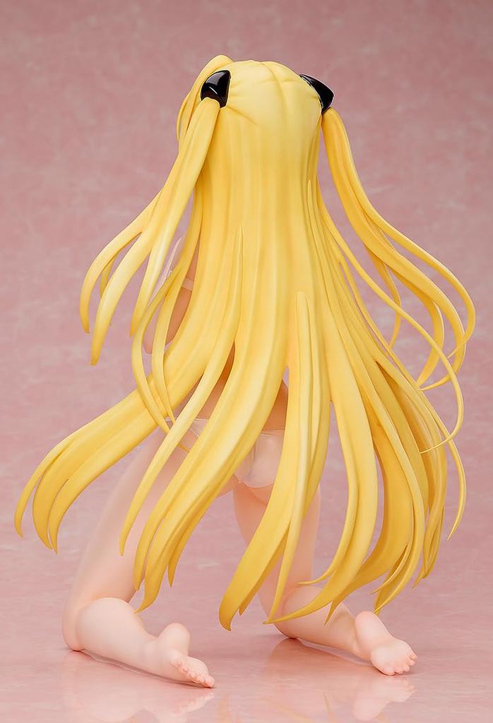 To Darkness Golden Darkness Swimsuit with Gym Uniform Scale Plastic Painted Complete Figure LOVE-Ru Ver. 1/4