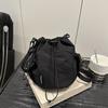 Drawstring Bundle Bucket Bag New Casual Simple Versatile Commuter Shoulder Bag Niche Fashion 2025 Crossbody