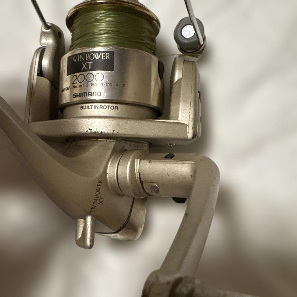 Used SHIMANO TWIN POWER XT 2000 spinning reel