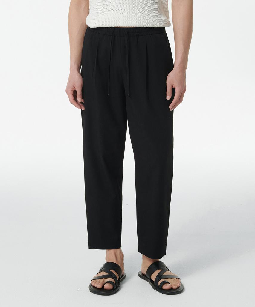 MUSINSA STANDARD Wide Easy Elastic Waist Crop Slacks [Black]
