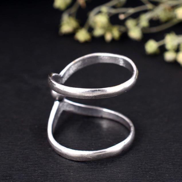 Handmade Oxidized Silver V-Shape Double Band Ring – Adjustable Tribal Thumb Ring, Boho Minimalist Statement Jewelry for Men & Women