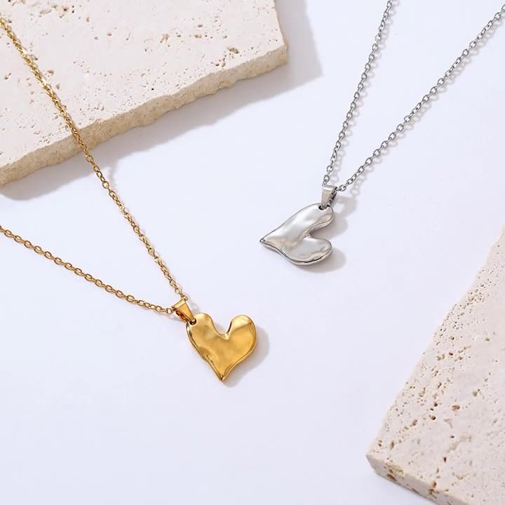 Tempusort 18K Gold Plated Heart Shaped Stainless Steel Pendant Necklaces Fashion Jewelry for Women Anniversary Wedding