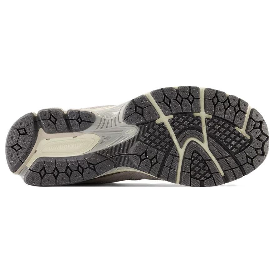 New Balance Кроссовки унисекс Rain Cloud Angora 2002R Серые сладко-карамельные M2002RSA