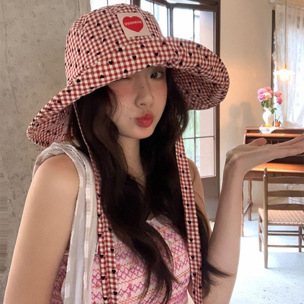 Lace Up Hiking Fisherman Hat Sun Protection Heart Printed Bucket Hat Drawstring Sun Hat Fishing