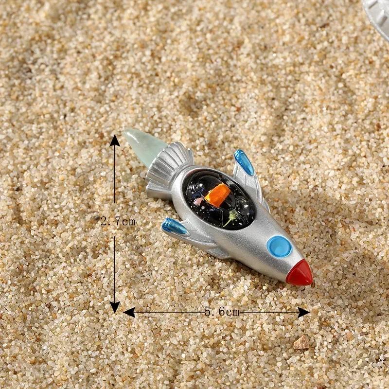 Миниатюрные фигурки милые мультяшные астронавты кролики микро ландшафтные украшения для украшения дома поделки кролики декор стола комнаты