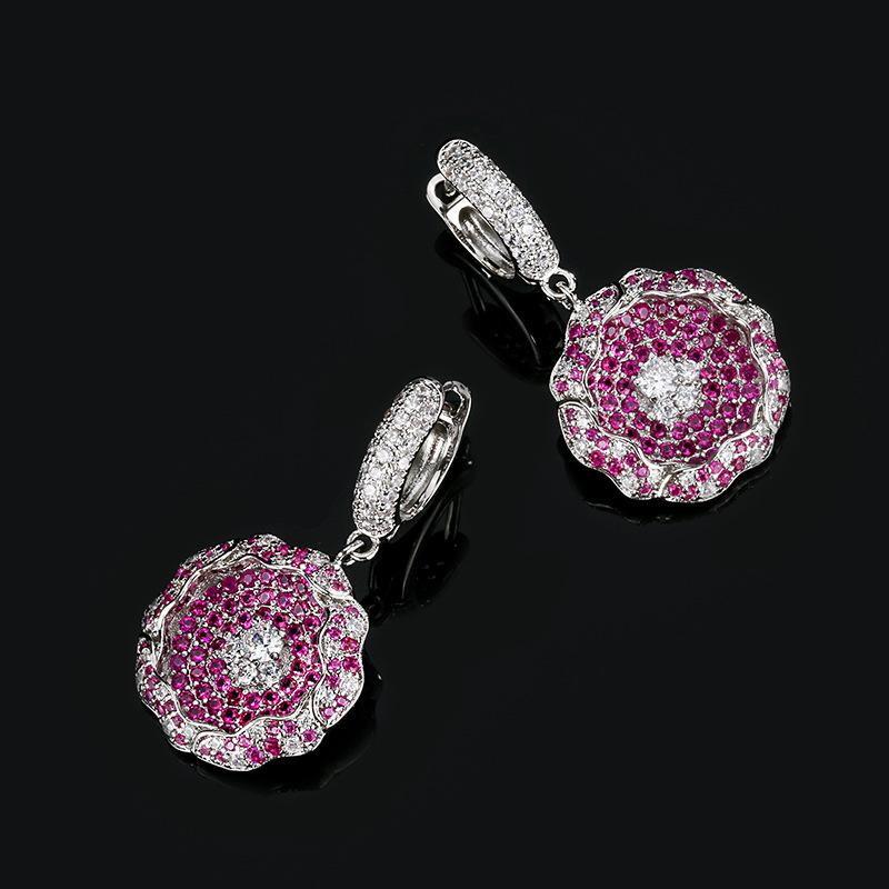 Осенние и зимние серьги ювелирные изделия легкие роскошные полые полые бриллиантовые рубиновые модные универсальные женские серьги