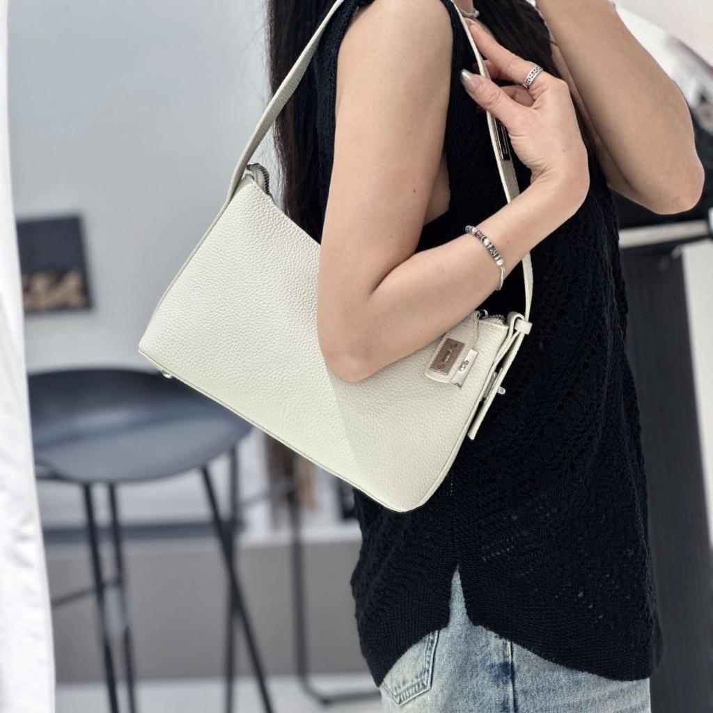 Real Leather 2025 New Style High-end Sense Small Crowd Design Handheld Bag High-end Tote Single Shoulder Tote Handle Women's Bag