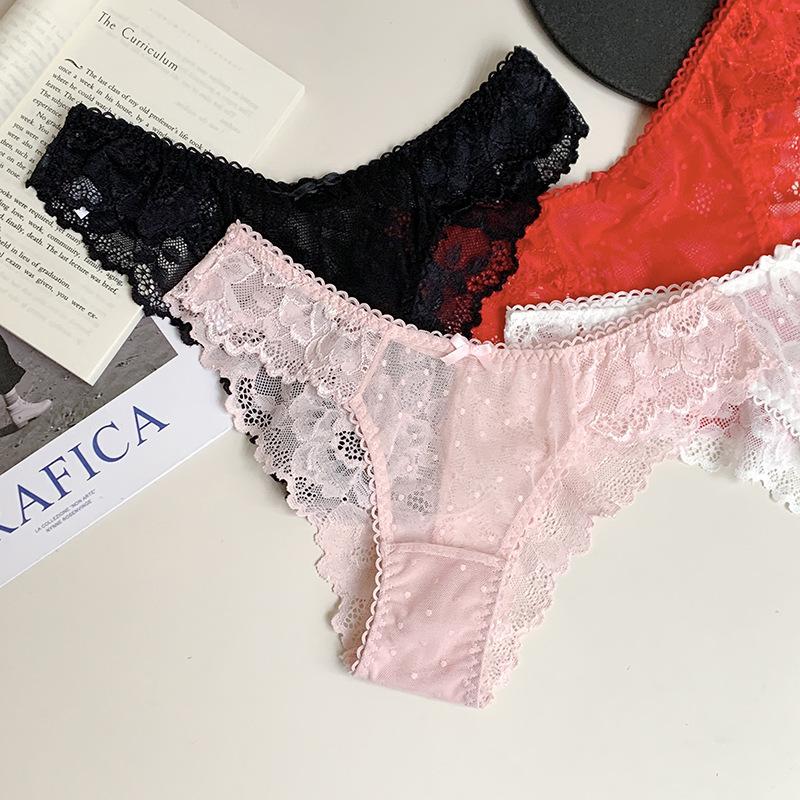 Half Hip Comfortable and Sexy Thong Panties Hot Lace Low Waist Triangle Women's Panties
