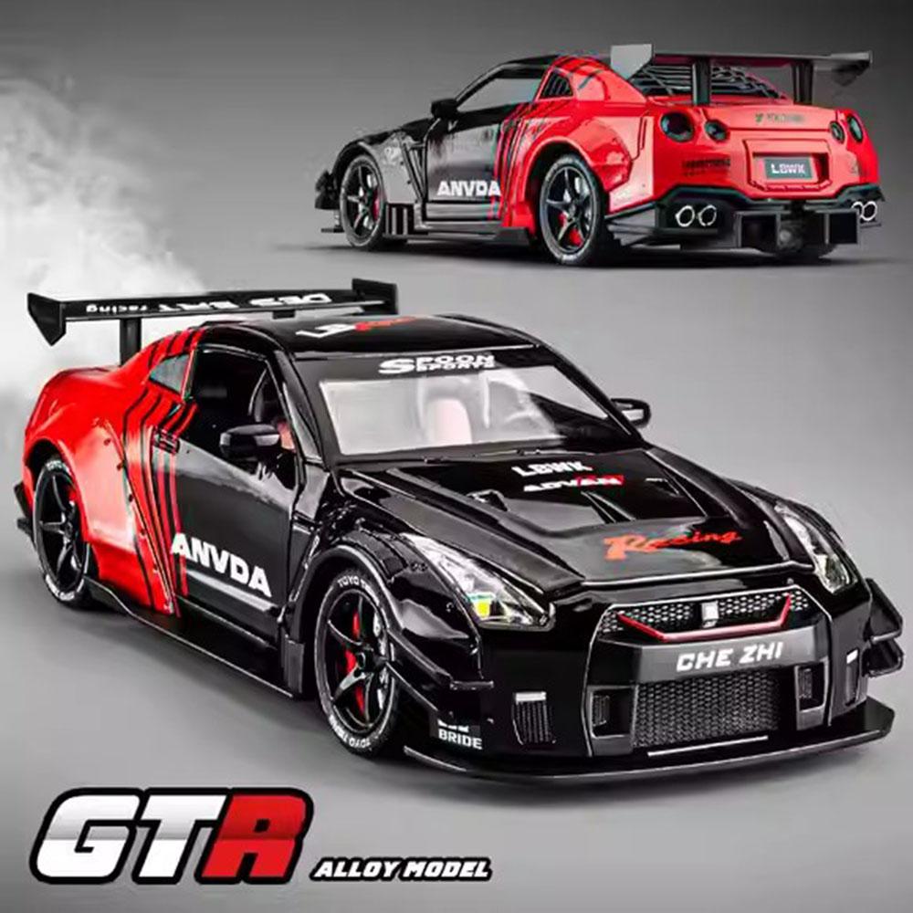 1:24 Gtr Игрушки из сплава, литая модель, версия с распылением, поворот передних колес, открывающиеся двери, звук, свет, инерционный автомобиль, праздничный подарок