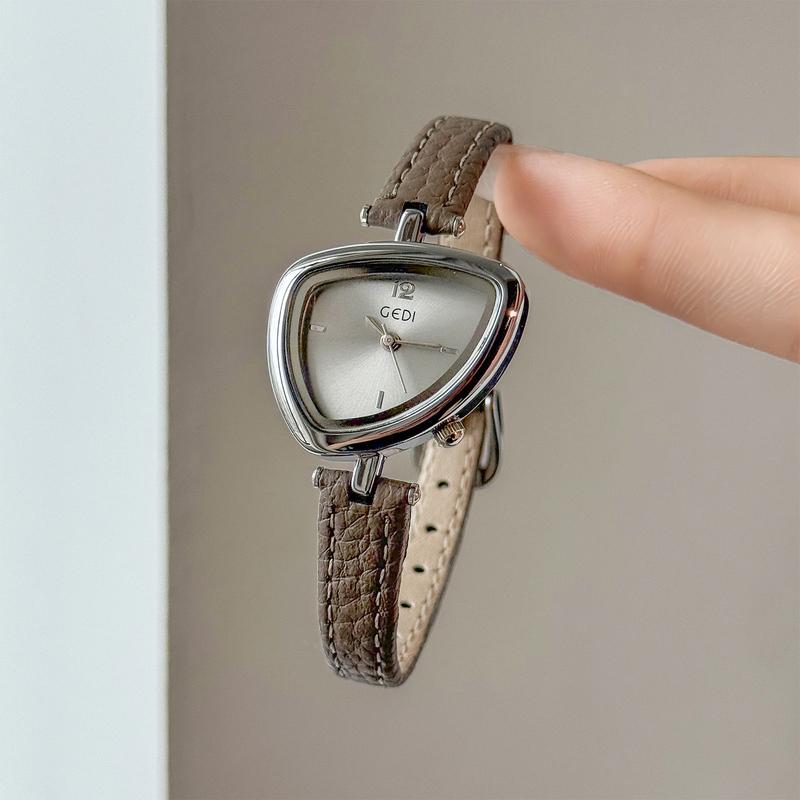 Retro-Chic Irregular Women's Watches Creative Triangle Small Dial Genuine Leather Strap Water-Resistant Quartz Women's Watch