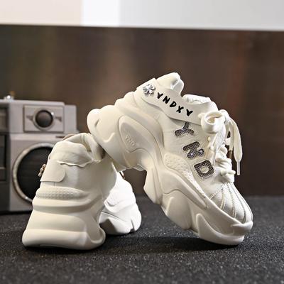 Модная женская осенняя повседневная обувь 2025 Новые дышащие сетчатые кроссовки на массивной подошве с ромбовидным узором Модные универсальные женские спортивные кроссовки в стиле "папа"