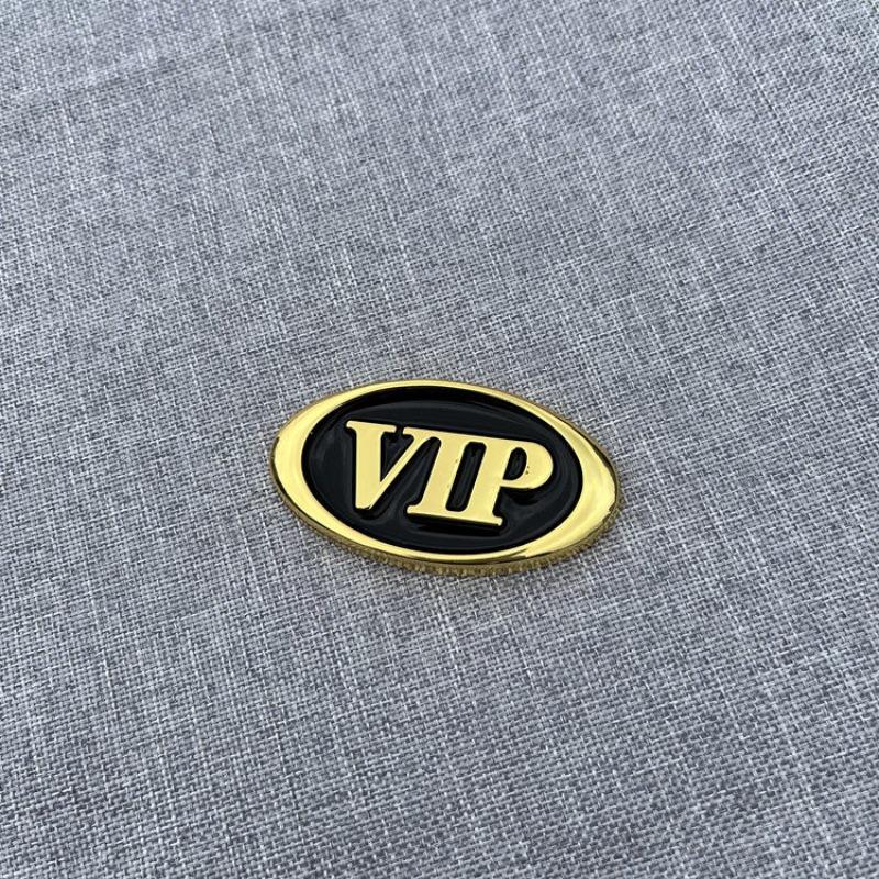 Car VIP metal car sticker VIP word logo Car logo Tail logo Side label Fender body scratch sticker