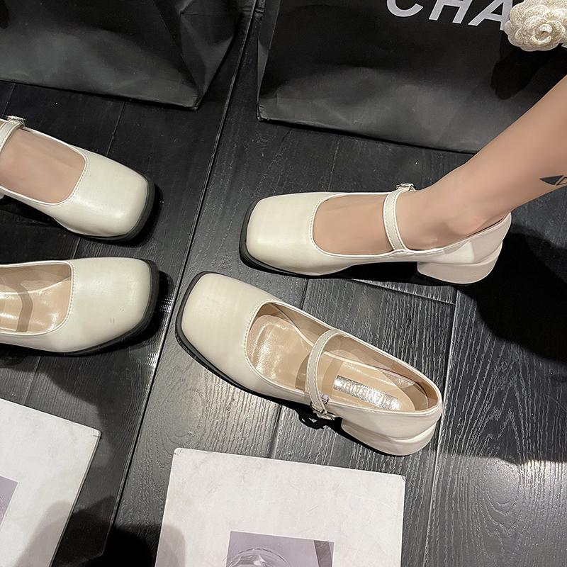 Fashion Silver Thick Heels Mary Jane Shoes Women 2024 Buckle Strap Square Toe Pumps Woman Med Heele Patent Leather Shoes Female
