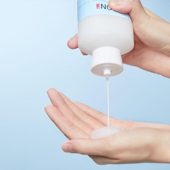 ILLIYOON Ceramide Ato Moisturizing Skin 250ML