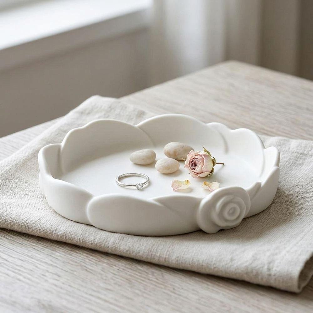 Non-Slip Base Minimalist Flower Key Dish Plastic Floral Decorative Holder Vanity Tabletop