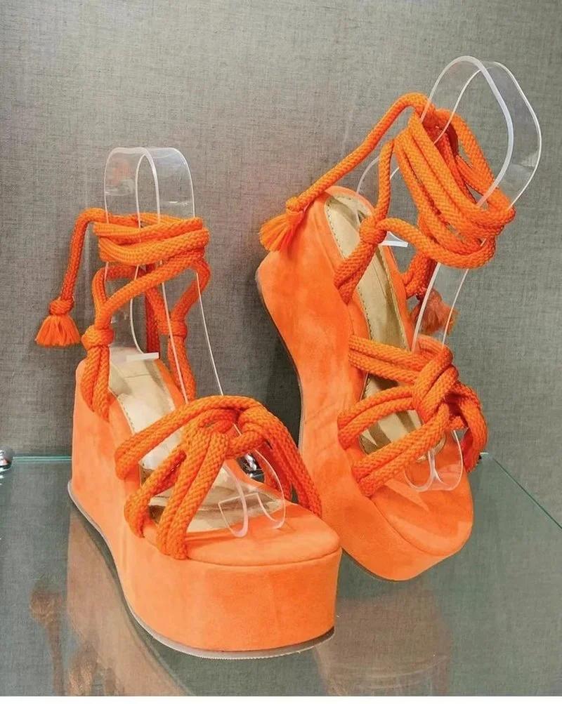20243 Летние новые босоножки на танкетке на платформе для женщин, модные с круглым носком, с перекрестными шнурками, увеличивающие рост, с открытым носком, женские сандалии Plus